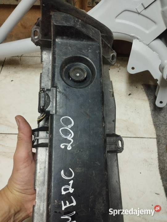 W123 lampa tył prawa Mercedes beczka Płock