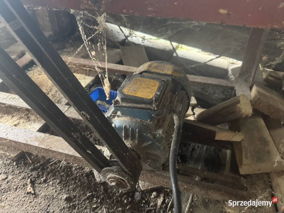 Piła cyrkulatka sprawna silnik na siłe Zagórze sprzedam