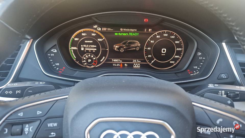 Audi Q5 50 TFSIe quattro S tronic editionHybryda światła przeciwmgielne