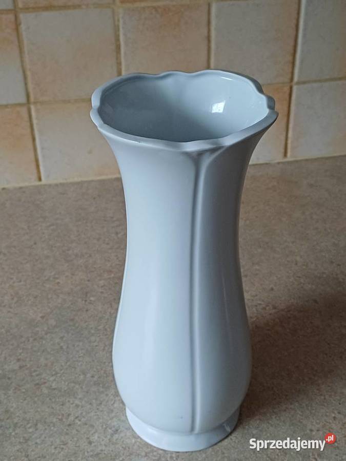 vintage wazon z białej porcelany małopolskie Nowy Targ