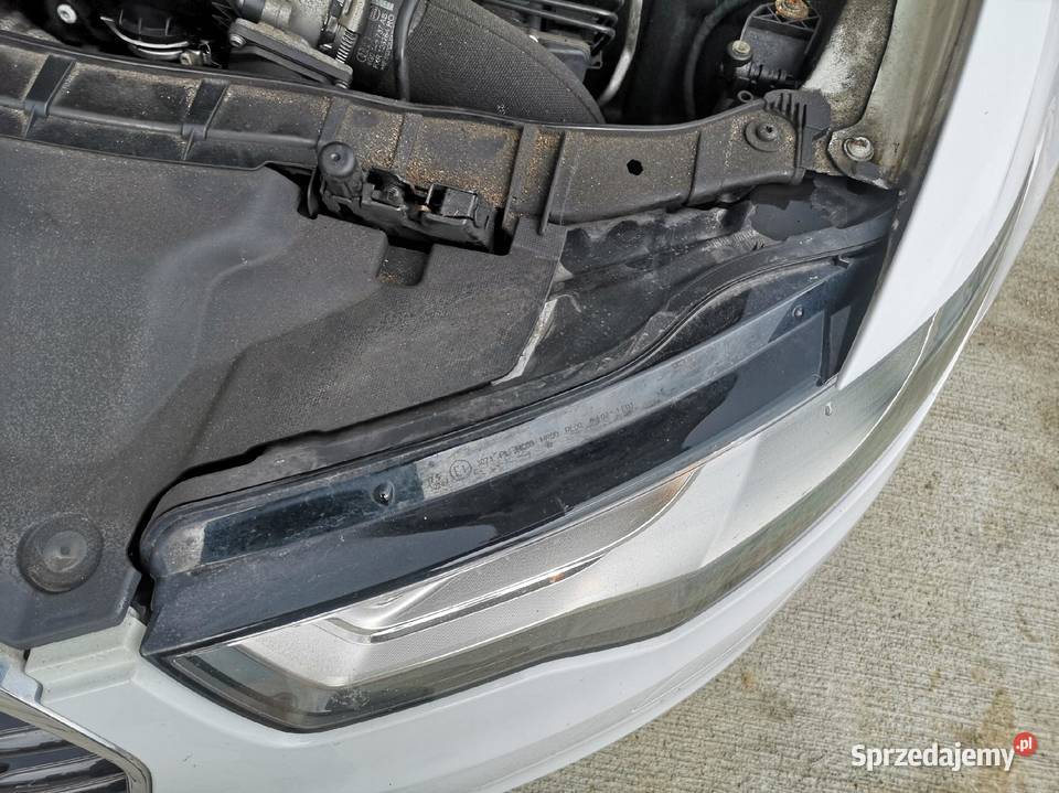 REFLEKTOR LEWY PRZÓD AUDI A6 C7 4G0941003N UK osobowe Przystajń