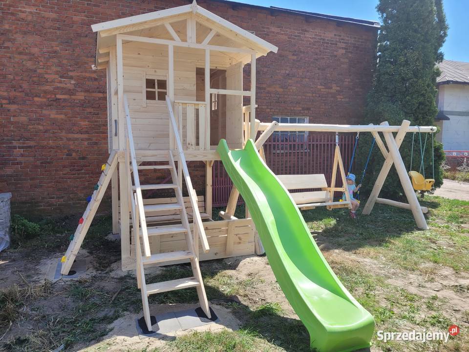 Plac zabaw domek dzieci ślizg huśtawki montaż dolnośląskie Lubin