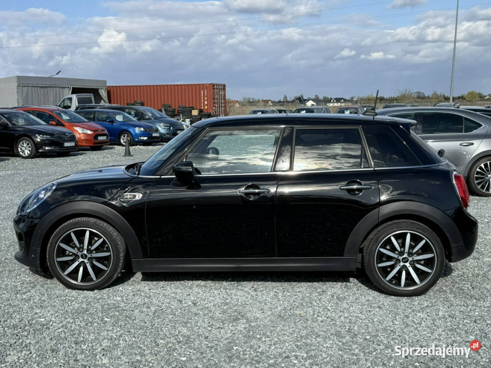Mini Cooper 15 R3 TwinPower 136 2020r Greenwich lakier metallic sprzedam