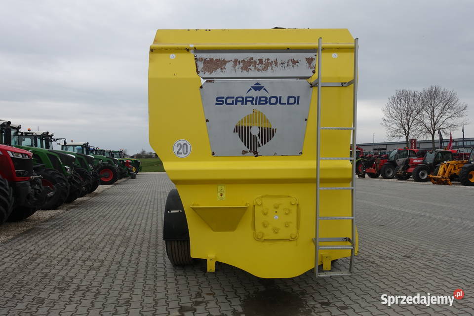 Sgariboldi mono 26 st plus paszowóz wóz paszowy Sokoły