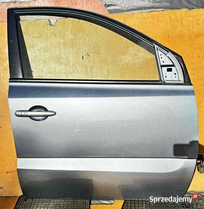 RENAULT KOLEOS I DRZWI PRAWY PRZÓD BEZ TAPICERKI Rok produkcji 2008 Radom