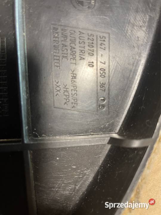 Boczek tapicerka 7050367 bmw 5 e61 jasny kolor Szczecin