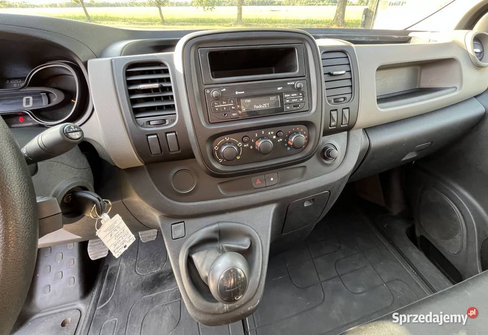 Renault Trafić Long 2016r Klima ABS Poddębice