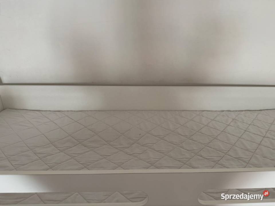 Łóżko piętrowe z szufladami i taśmą led Łóżka Łóżka Suchedniów