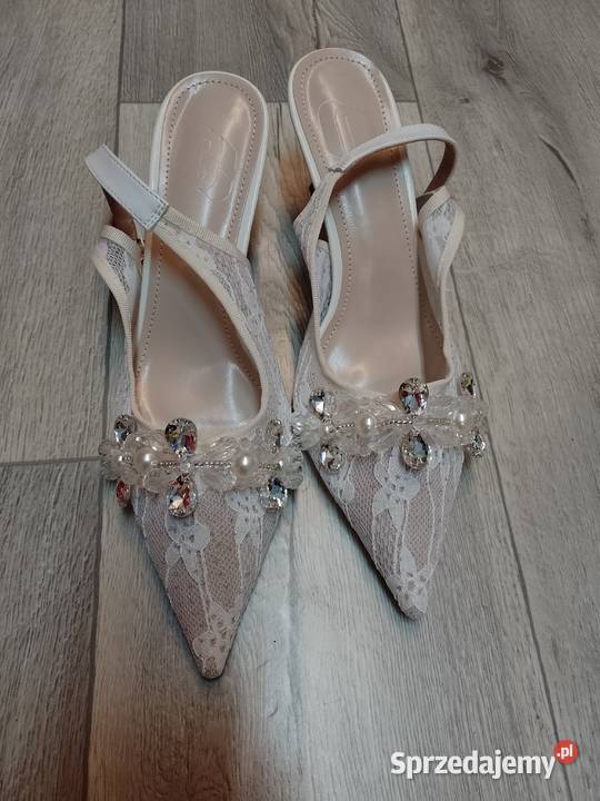 41 Koronkowe bogato zdobione Czółenka wieczorowe Kraków sprzedam