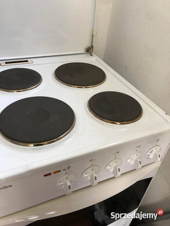 Kuchenka Elektryczna AMICA SE 16 z piekarnikiem