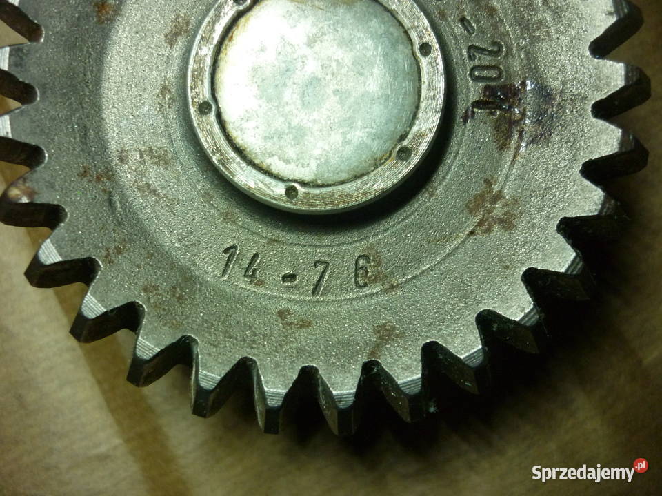 Koło zębate do silnika czołgowego Dębica
