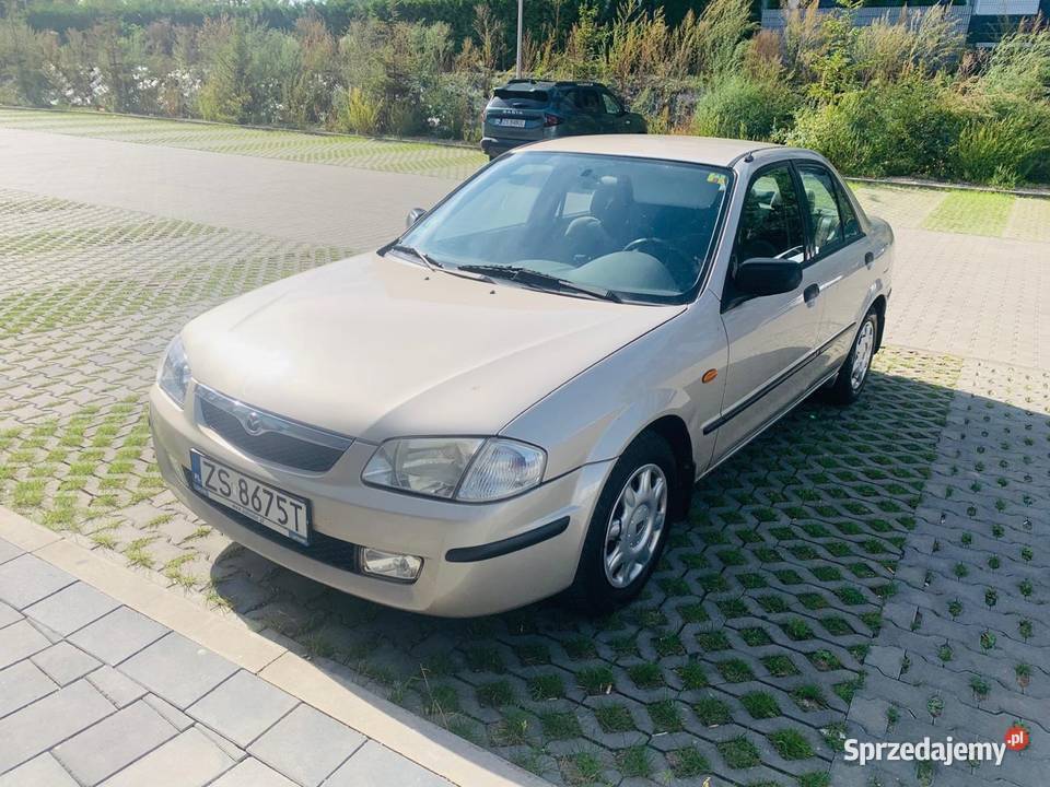 Mazda 323 sedan benzyna 4/5 Szczecin