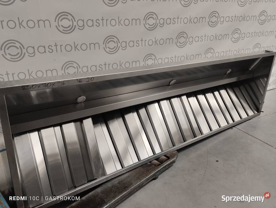 Okap przyścienny trapezowy z łapaczami 250x70x36 dolnośląskie