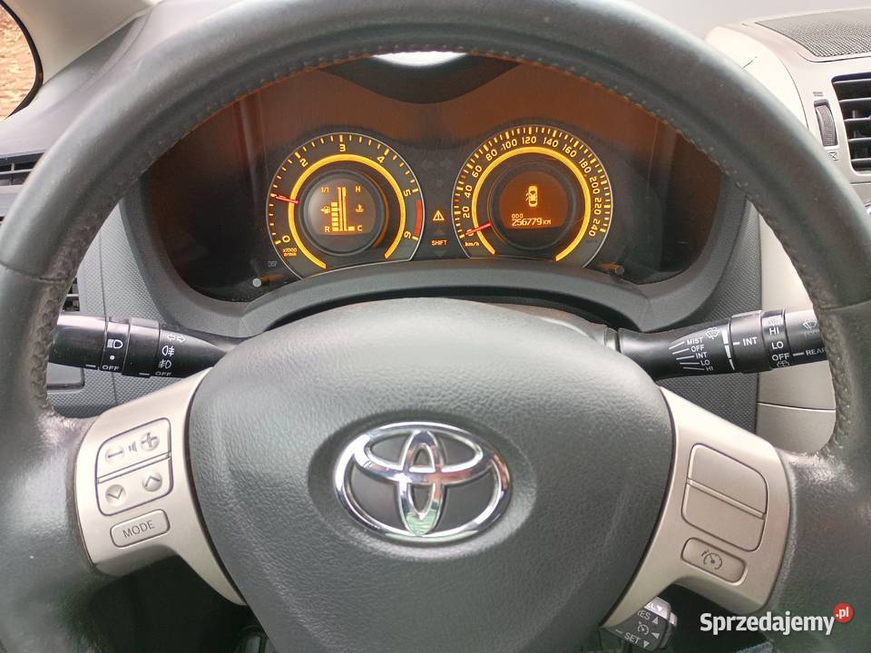 ZADBANA Toyota AURIS z roku 2007 diesel TANIO Ruda Śląska