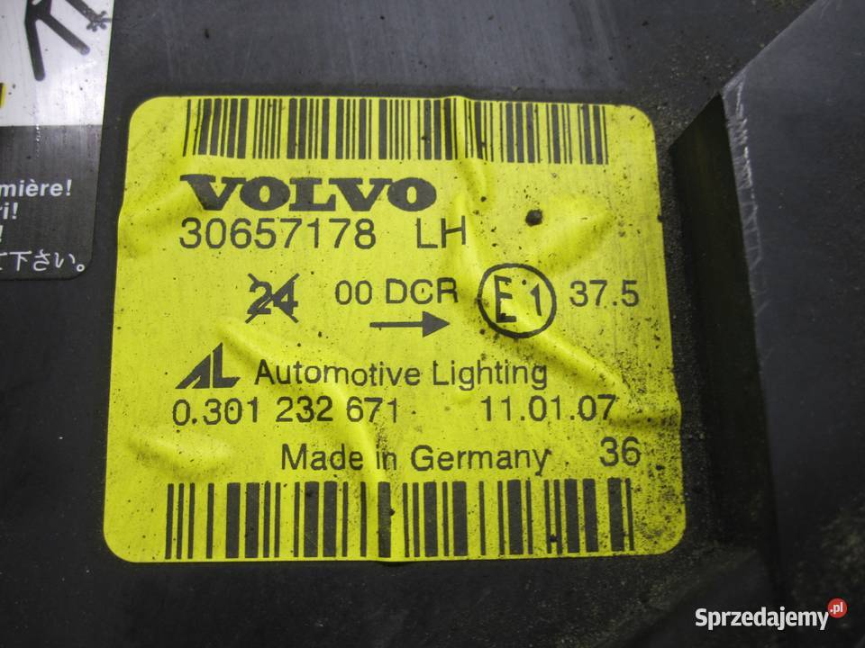 VOLVO C30 RDESIGN 07r lampa lewa przód ANGLIK Kielce