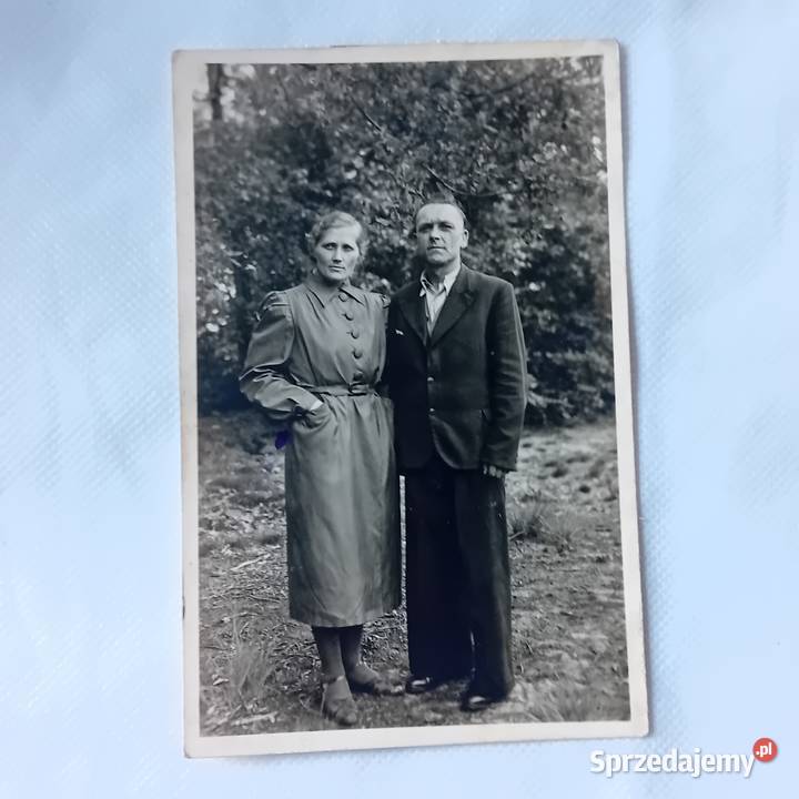 Pocztówka ze zdjęciem nieznanej pary USA 1947 r Pocztówki i karty telefoniczne Koźminek