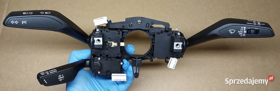 PRZEŁĄCZNIK ZESPOLONY MANETKI AUDI A3 8V LIFT Części samochodowe Mielęcin