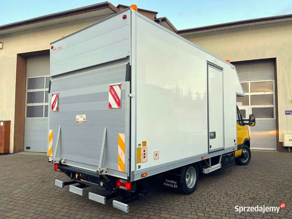 Iveco Daily Izoterma Winda DMC 4200 Rok produkcji 2009 łódzkie Rawa Mazowiecka