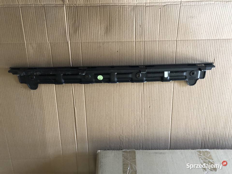 FIAT 500 ŚLIZG ZDERZAKA TYLNEGO ŚRODKOWY Kozy