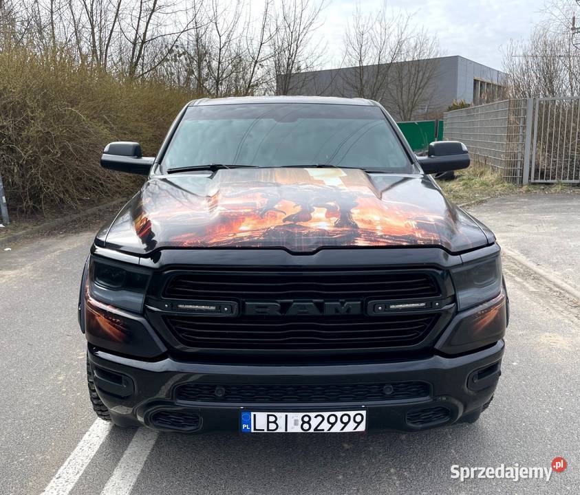 Dodge RAM 1500 57 HEMI eTorque AWD Bighorn nawigacja Warszawa