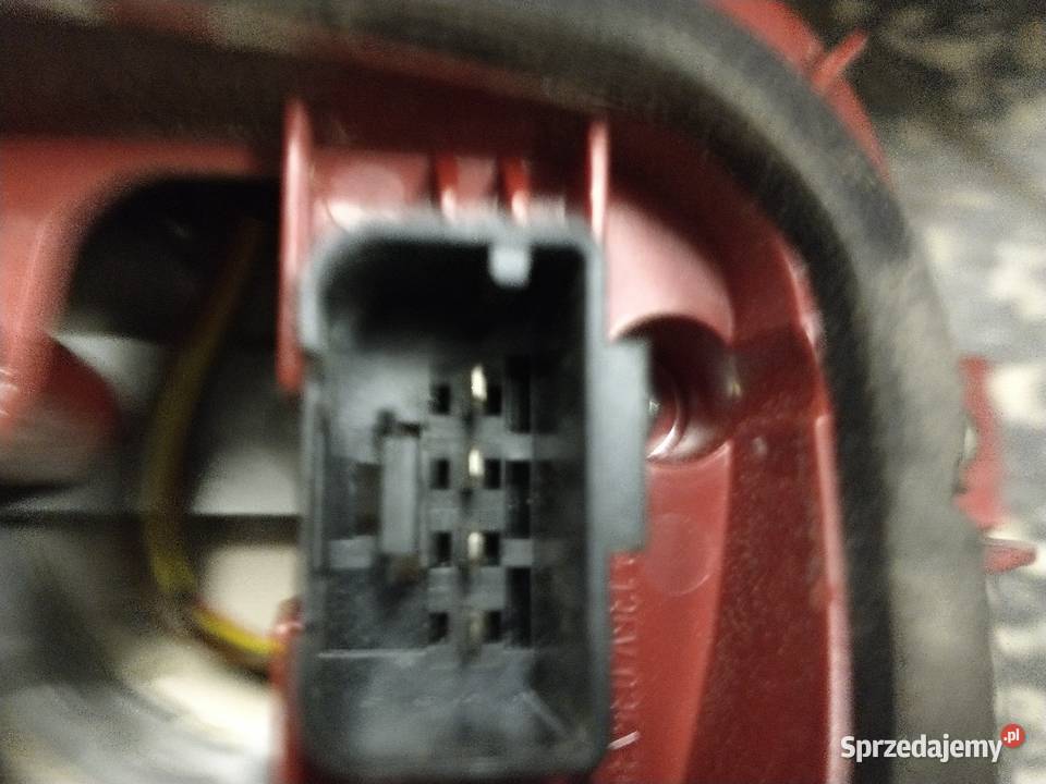 Lampa lewy tył VW Passat B6 zewnętrzna kombi Nowy Sącz
