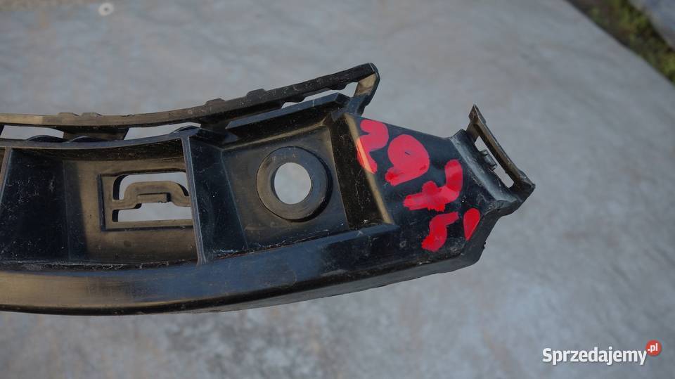 MERCEDES W177 ŚLIZG ZDERZAKA LEWY TYŁ