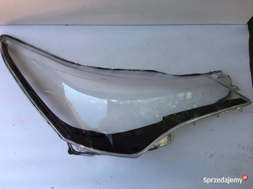 TOYOTA AVENSIS T27 LIFT  PRAWY KLOSZ LAMPY Ostroróg