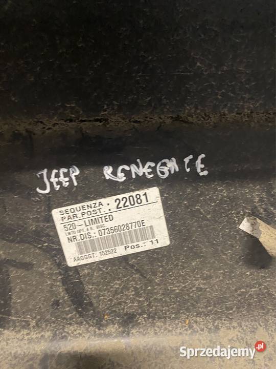 Zderzak tył Jeep Renegate