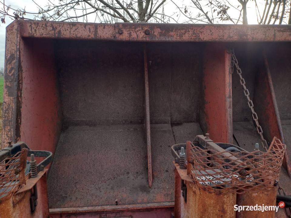 Sadzarka Hylleberg z podsiewaczem nawozu Chojnice