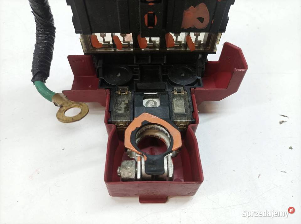 KLEMA PLUS AKUMULATORA Infiniti Q50 I 2013 Akumulatory