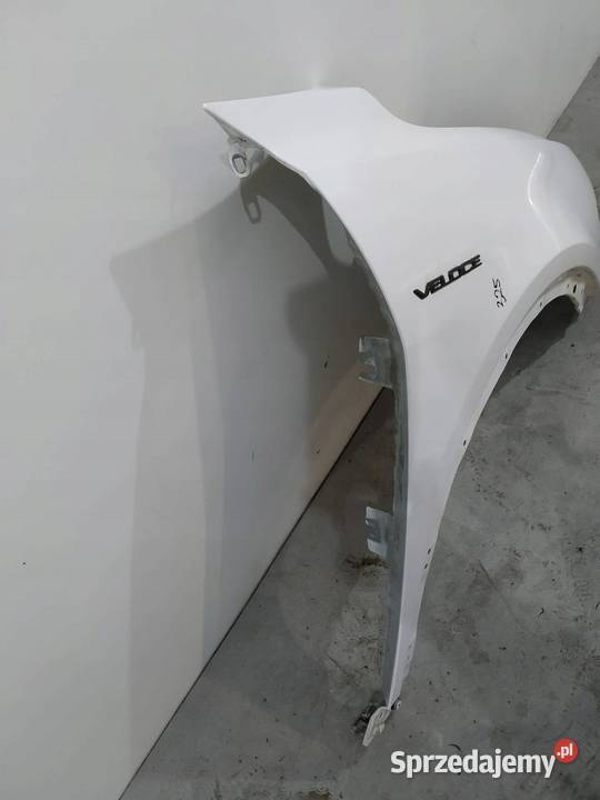 BŁOTNIK PRAWY PRZÓD BIAŁY Alfa Romeo Tonale I