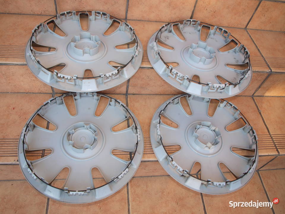 Ford kołpaki 16 oryginalne komplet 4 sztuki osobowe Kalisz