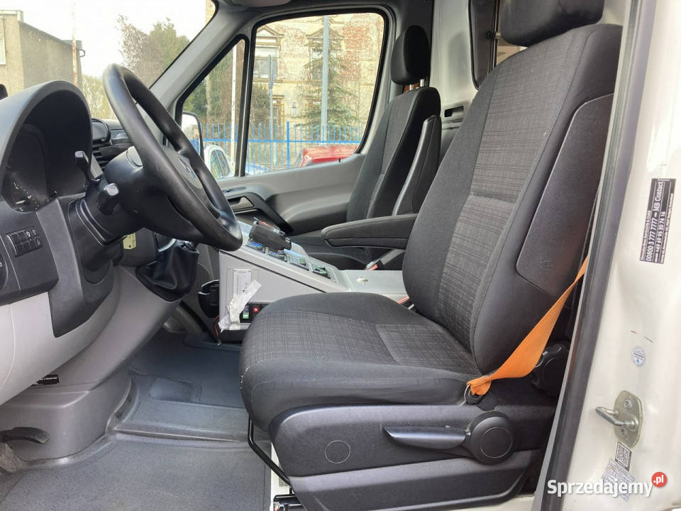 Mercedes Sprinter Sprinter 519 Karetka 4X4 Rok produkcji 2016 Syców