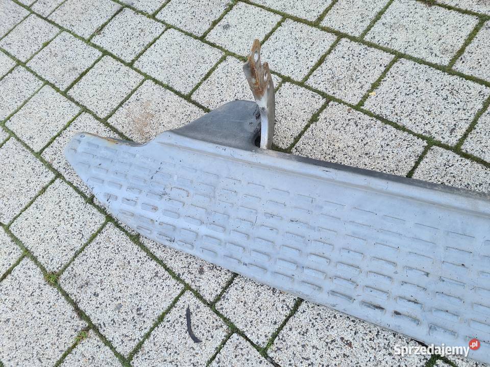 IVECO DAILY 3 9906 stopień schodek próg tył dolnośląskie sprzedam