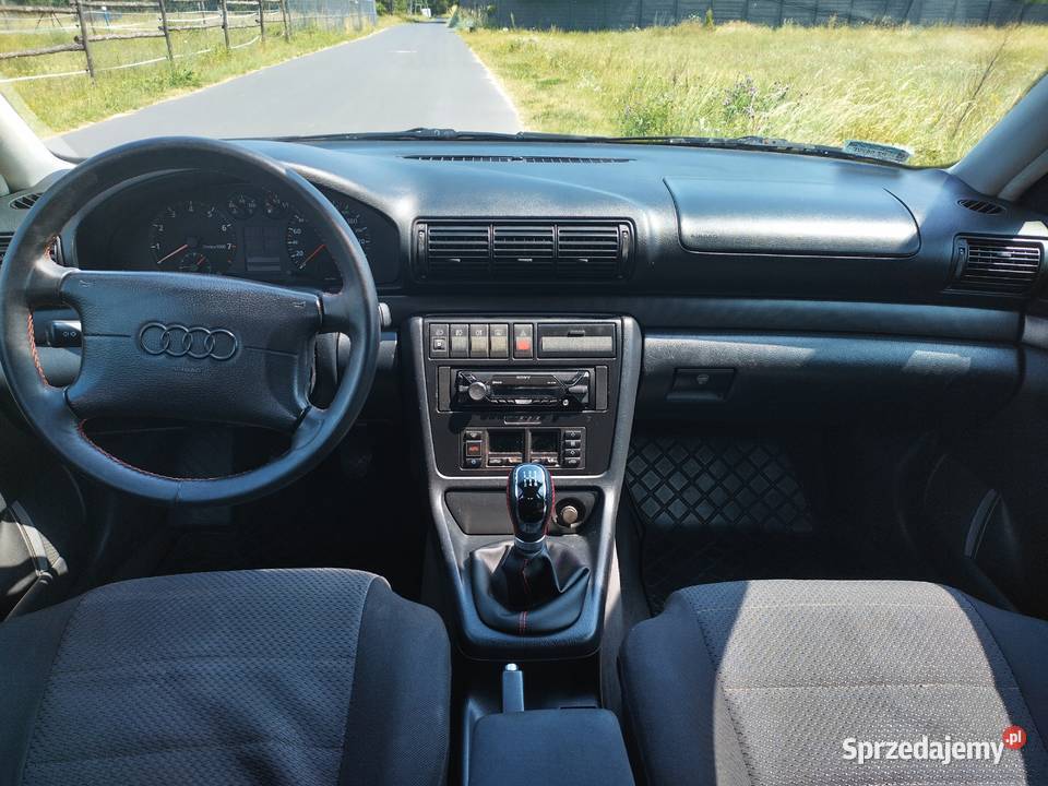 Audi A4 B5 26 V6 150 ABS Poznań