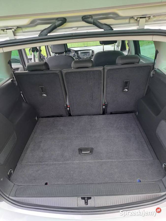 Opel Zafira C Niski przebieg Ladna nieuszkodzony Leszno