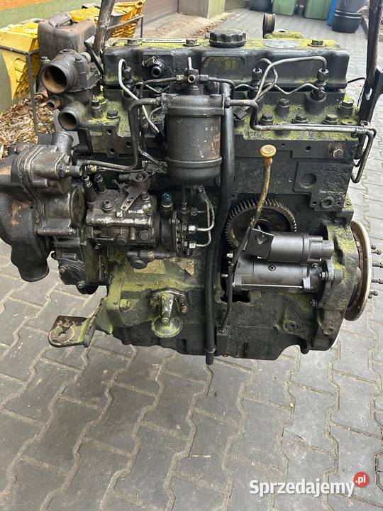 Silnik 4 Perkins z ładowarki Manitou na części