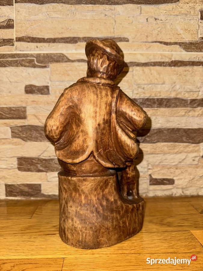 Figurka drewniana niemiecka mężczyzna z pieskiem Antyki Bełchatów