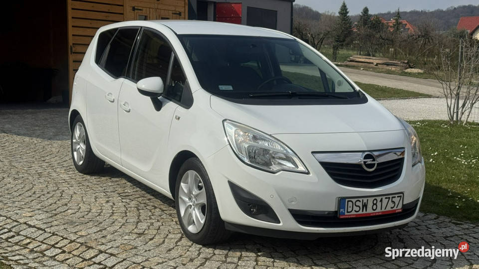 Opel Meriva 17CDTI 110 Zarejestrowany w Polsce 1 Rok produkcji 2011 Strzegom sprzedam