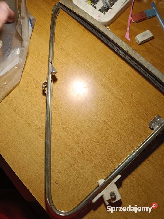 ramka trójkątna do drzwi fiat 126p fl st małopolskie Siepraw sprzedam