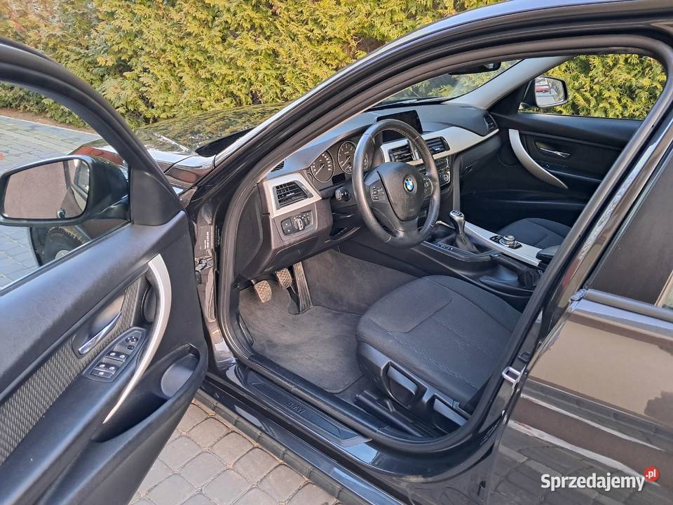 Sprzedam BMW f30 320 190 gniazdo USB kujawsko-pomorskie Brodnica