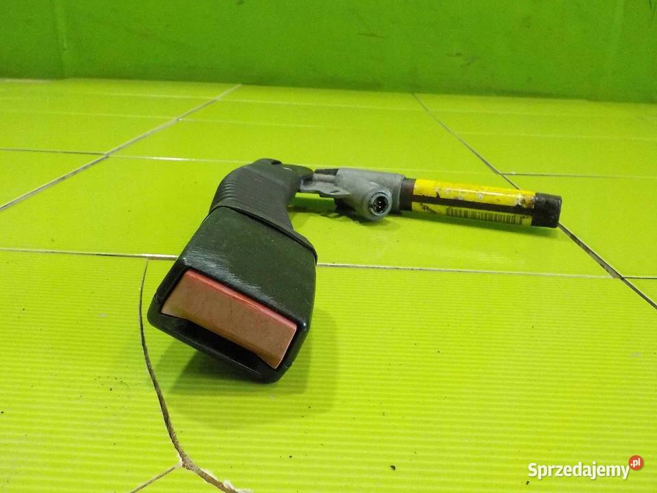 BMW X3 E83 05r zapinka pasa prawa przod 7073380 osobowe Pasy bezpieczeństwa mazowieckie Suków