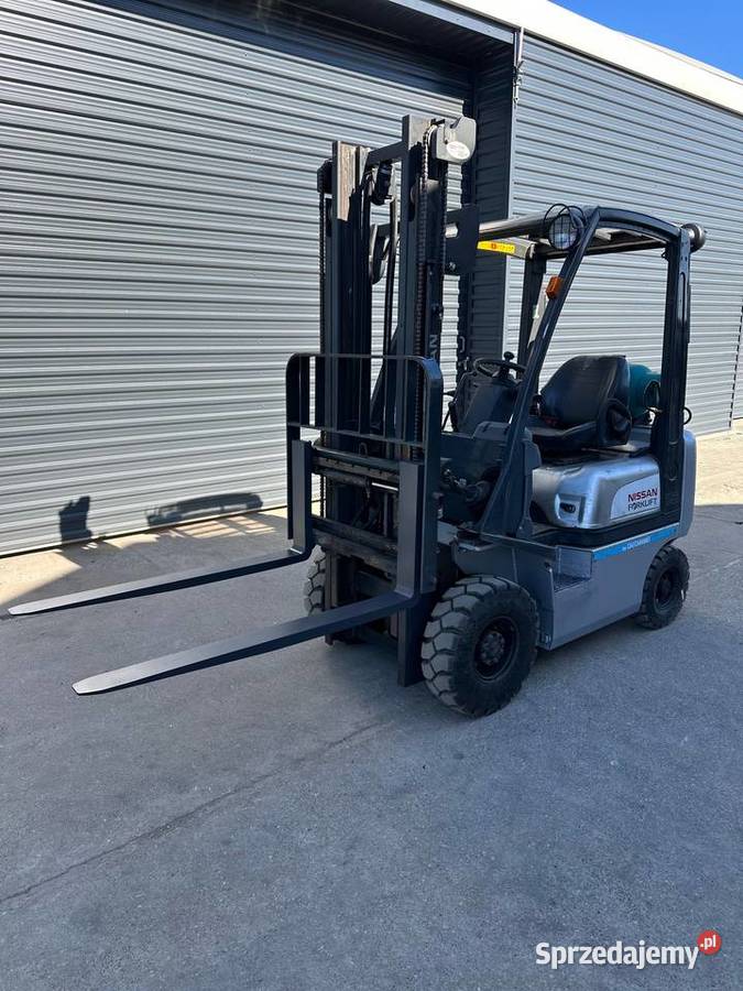 Wózek widłowy NISSAN unicarriers 15 T Niedrzew Pierwszy