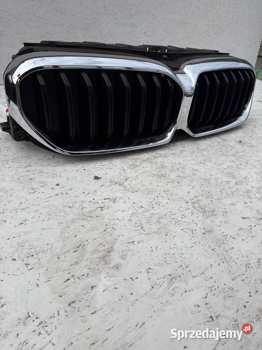 Grill Atrapa Roleta Żaluzja BMW 5 G30 G31 lift Rok produkcji 2020 sprzedam