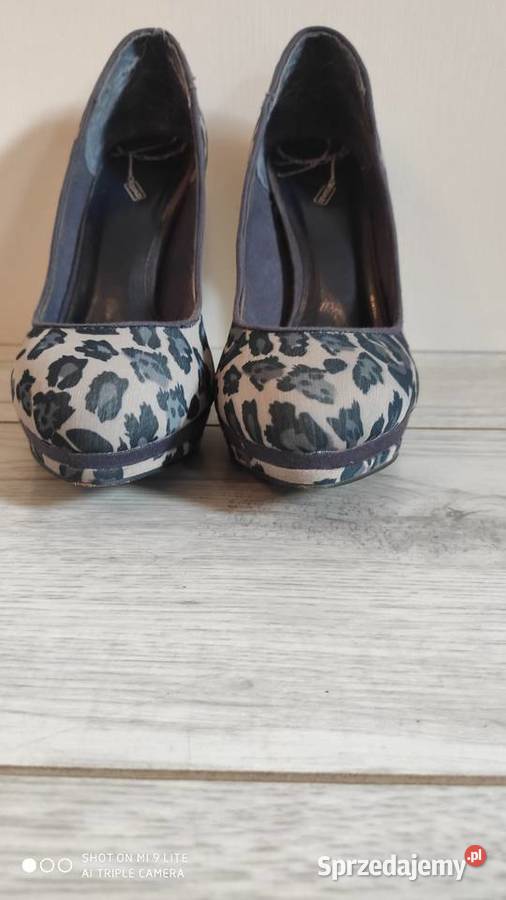 Sprzedam szpilki marki Quazi rozmiar 39 Bydgoszcz sprzedam