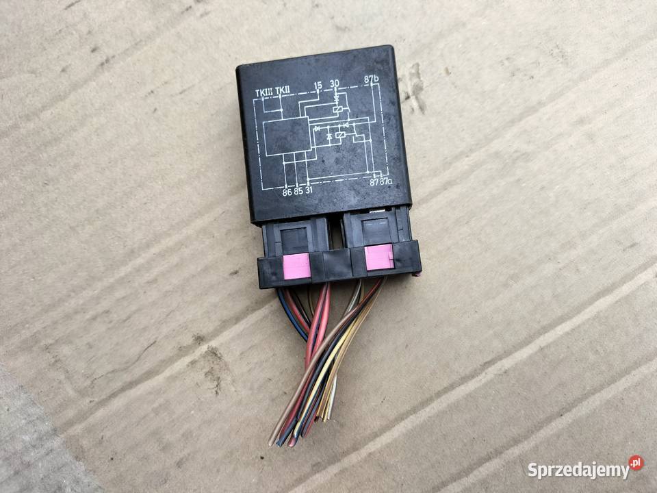 PRZEKAŹNIK AUDI 80 287 443959257B Kamień-Kolonia
