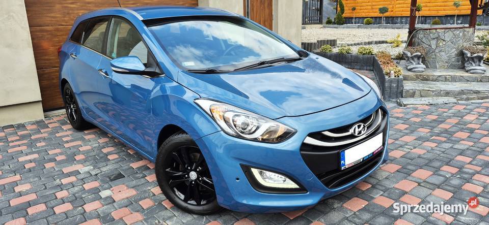 HYUNDAI I30 16 BENZYNA KEYLESS SKÓRY LED 2x PDC isofix Tarnów