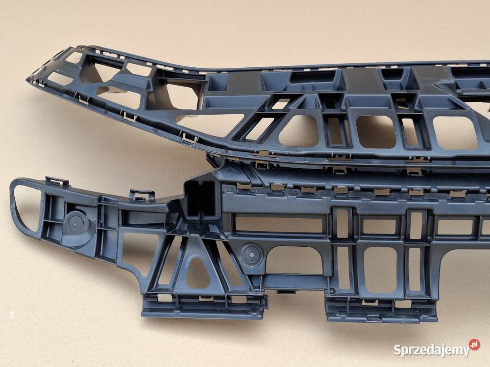 SEAT CUPRA BORN WZMOCNIENIE GRILLA ZDERZAKA Karoseria Bieleń