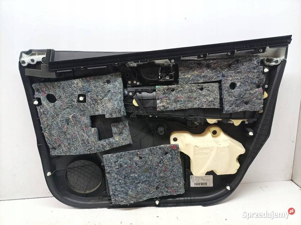 TAPICERKA BOCZEK LEWY PRZÓD KIEROWCY E16 E17 E18