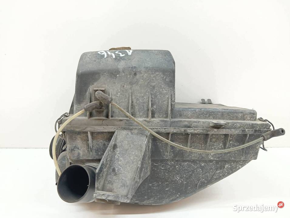 OBUDOWA FILTRA POWIETRZA 037129607A Audi 80 IV